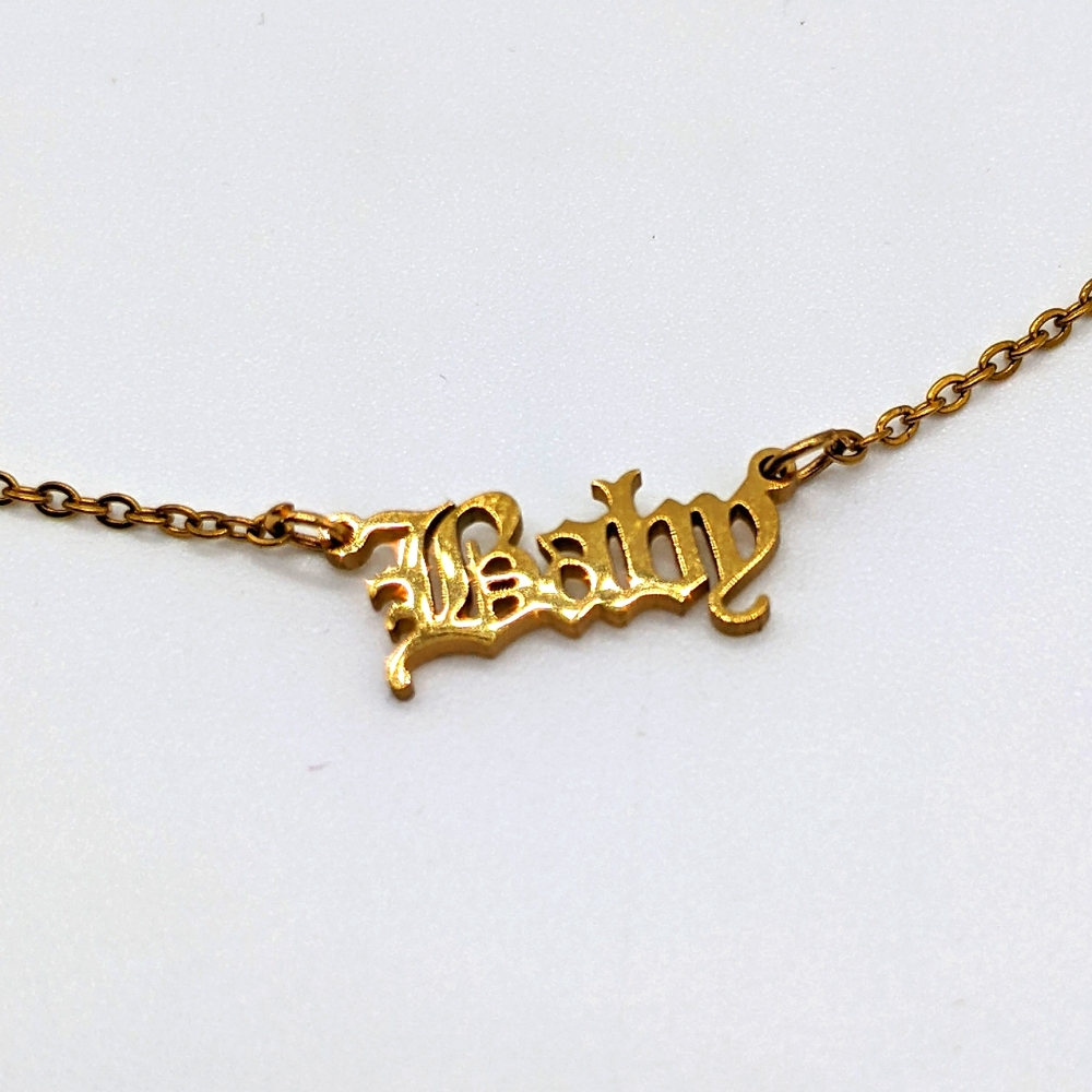 BABY GOLD NECKLACE ON CHAIN 💜